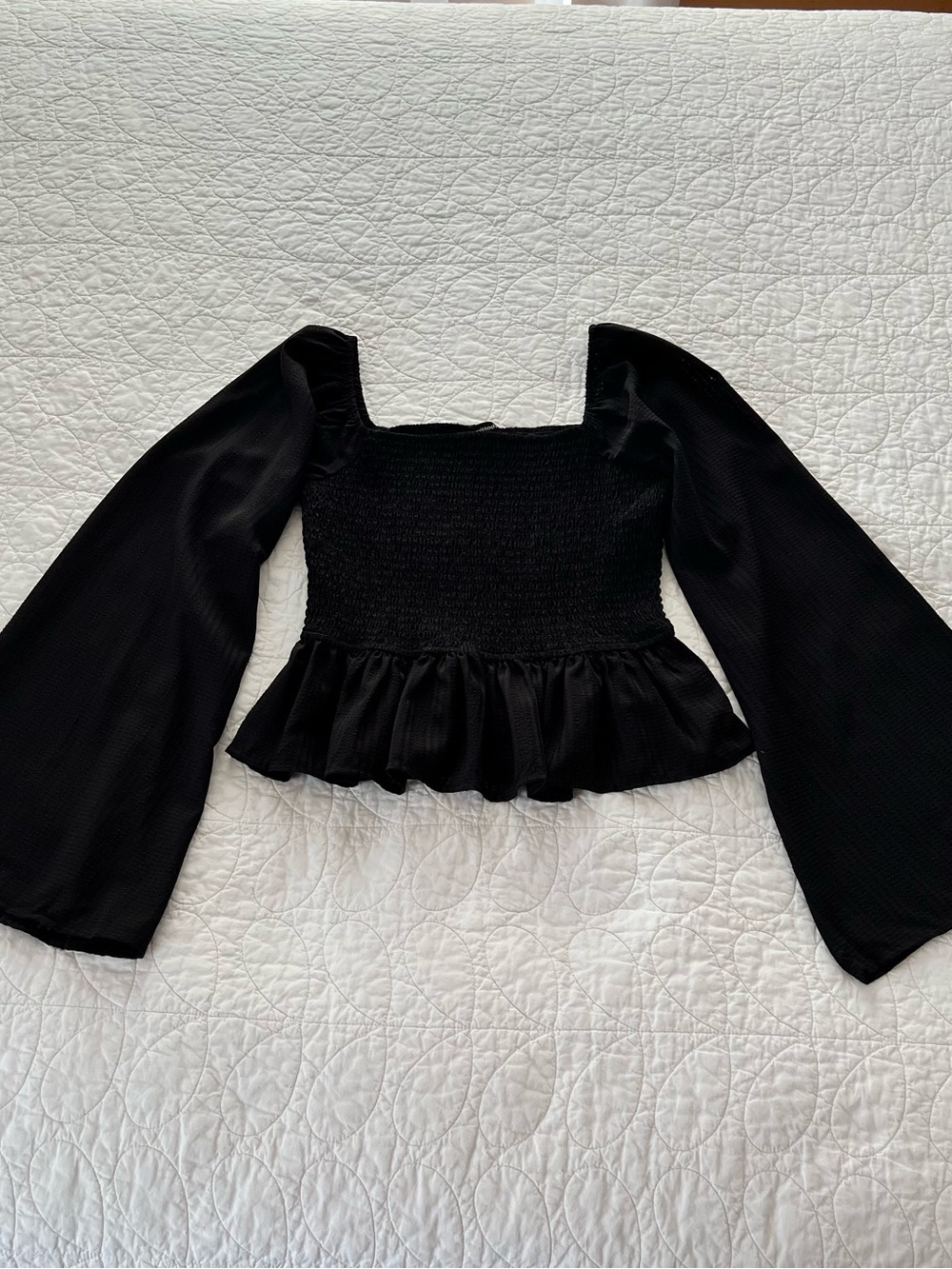 mittoshop Black Smocked Long Bell-Sleeve Peasant Blouse Coquette RenFaire Gothic